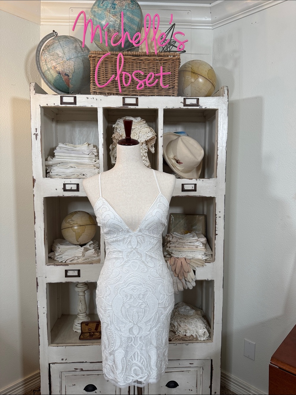 NWT Verte White Lace Spaghetti-Strap Dress
